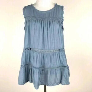 Ann Taylor loft womens top size M blue eyelet lightweight scalloped hem tank
t